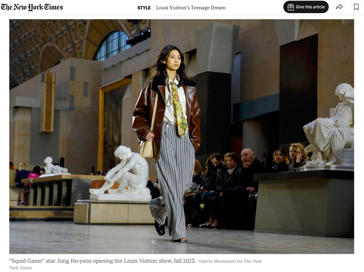 Jung Ho-yeon Opening the Louis Vuitton Fashion show, Photo by Valerio Mezzanotti for The New York Times