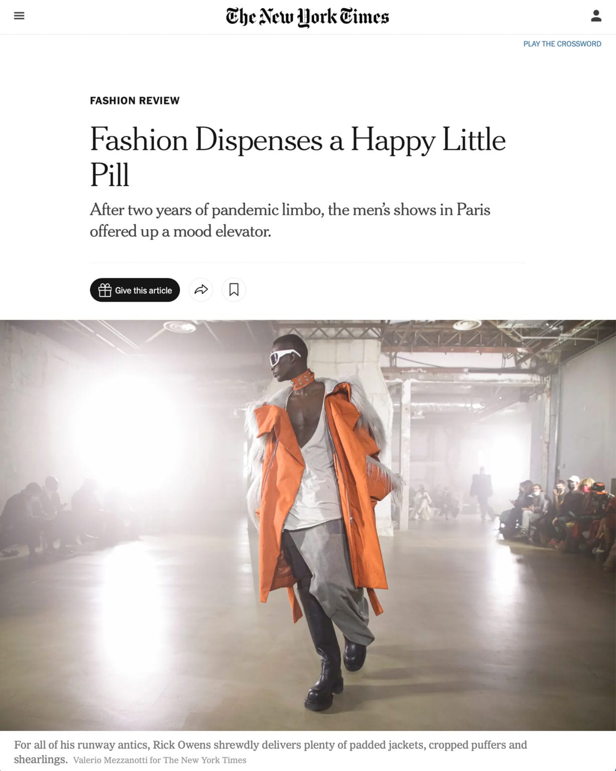 Fashion Dispenses a Happy Little Pill - The New York Times